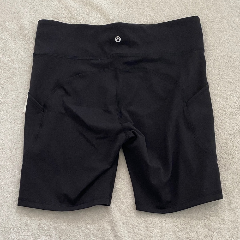 lululemon athletica NWT Black Invigorate HR 8” Biker Shorts size 12 - Picture 4 of 4